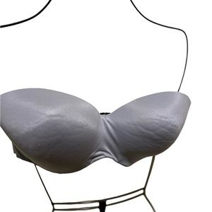 Victoria’s Secret 38D underwire strapless bra